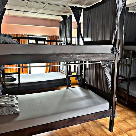 Chillout Hostel Barrio Escalante San Jose  Exterior photo